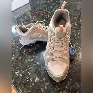 Columbia Women's Tan Athletic Shoes